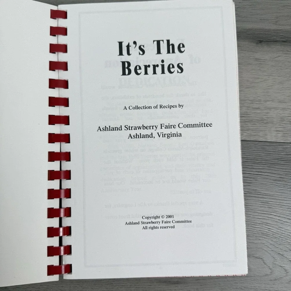 Vintage It's The Berries Cookbook Ashland Strawberry Faire Spiral 2001 Recipes
